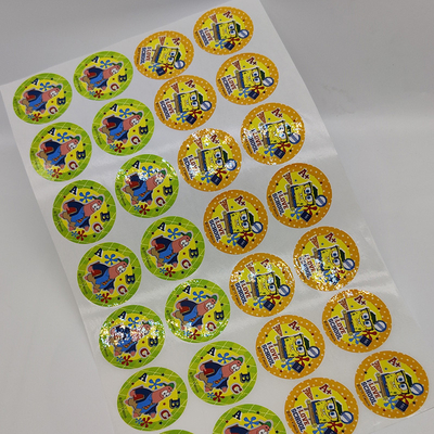 De ovale Zelfklevend Etiketstickers rolt Document van de Bladen het Synthetische CMYK Pp Sticker