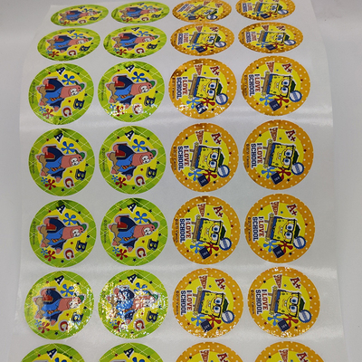 Voor het drukken geschikte van de de Matrijzenbesnoeiing van het de Zelfklevende Etikettenbopp Glanzende Beeldverhaal van CMYK de Stickerbladen